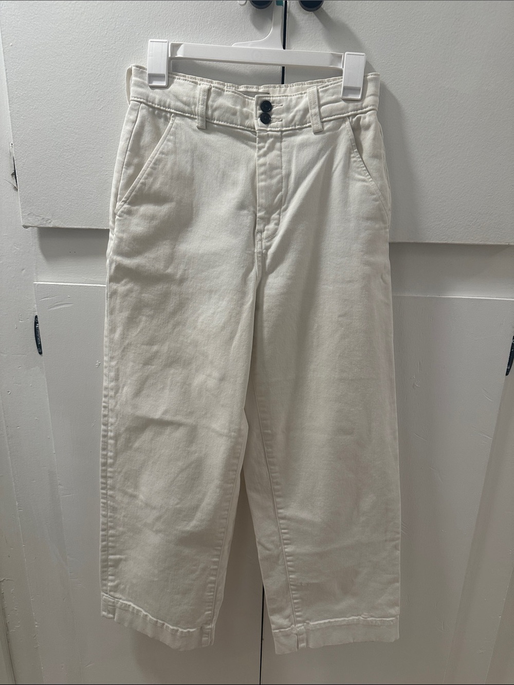 Everlane White Casual Straight-Leg Pants size 4